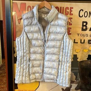 32 Degrees Light Grey/Gray Puff Vest Large 😊